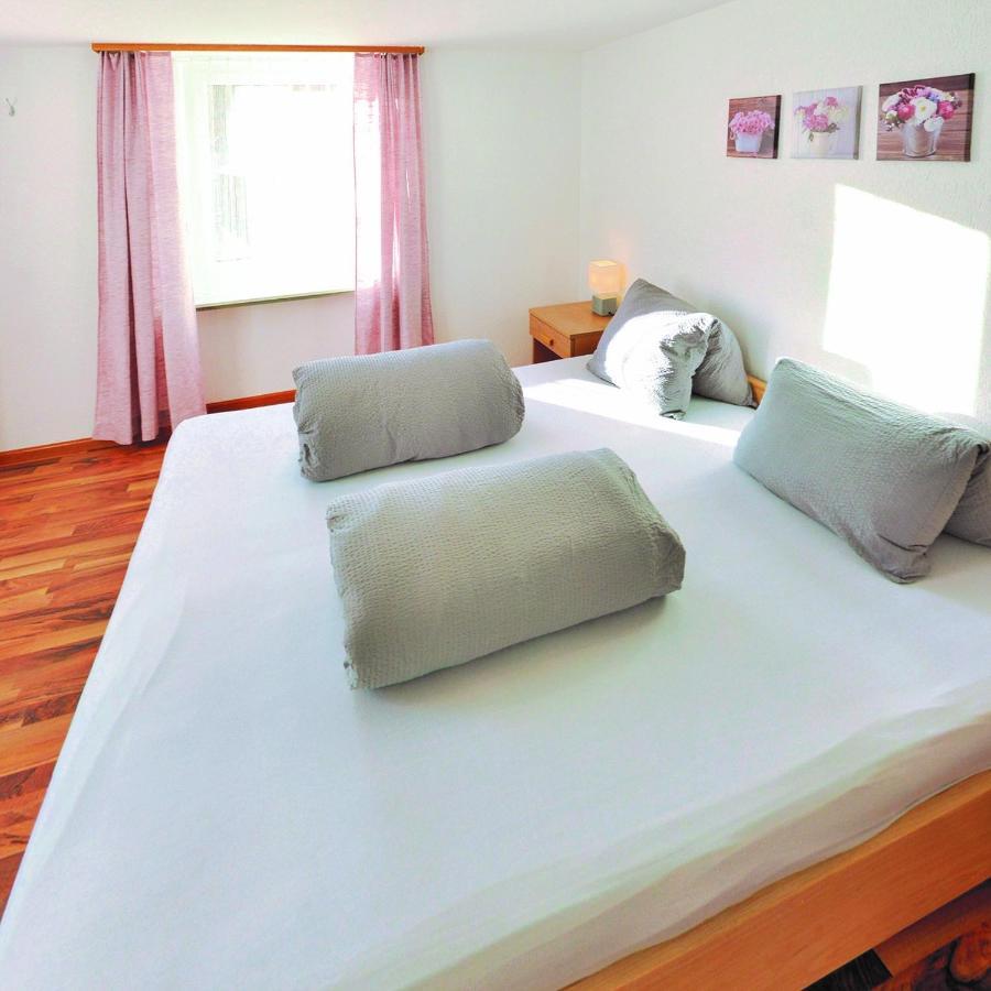 Hotel Greina Rabius Екстериор снимка