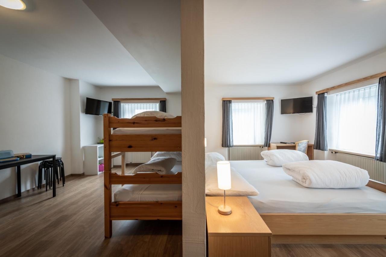 Hotel Greina Rabius Екстериор снимка
